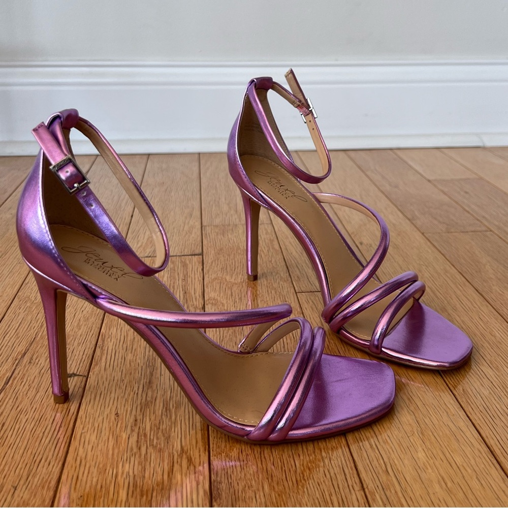 Jewel by Badgley Mischa purple metallic strappy high heeled sandals - 8